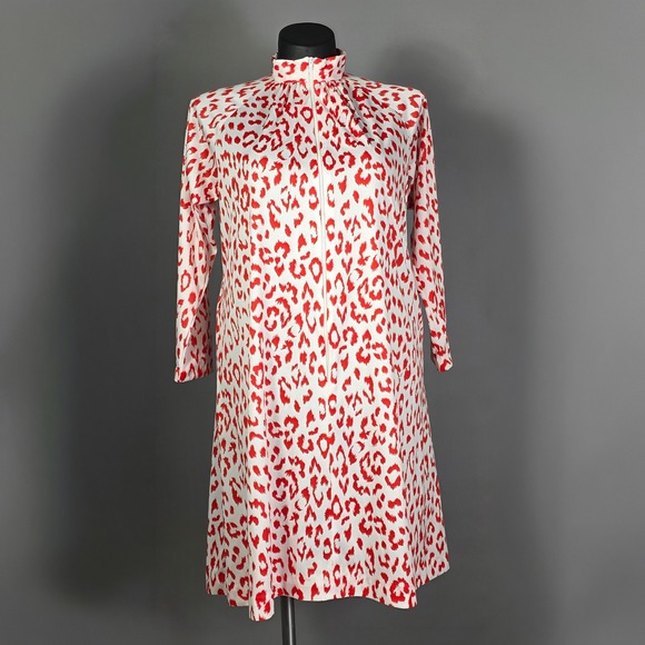 Travel-Lite Dresses & Skirts - Travel-Lite Vintage‎ Red White Animal Print Zip Mock Neck Dress Medium